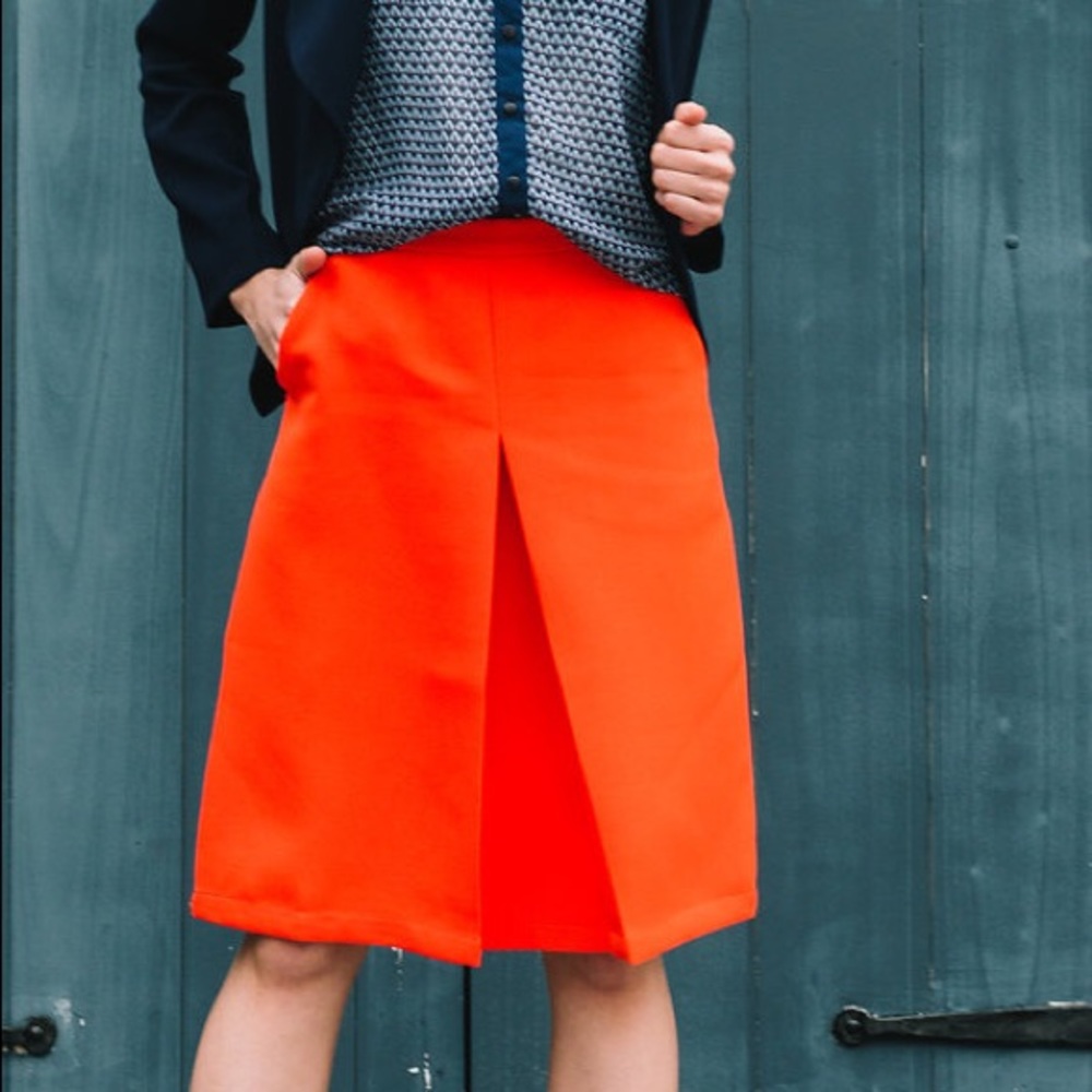 Mary Tyler Moore orange skirt